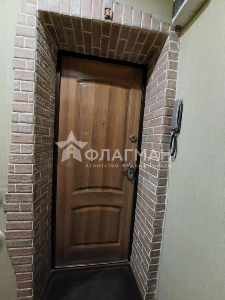 2-комн квартира Интернациональная, 50