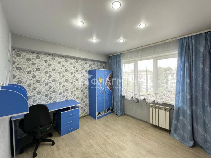 3-комн квартира Красных Партизан пр-кт, 38
