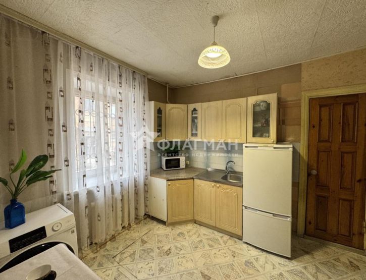 3-комн квартира Богдана Хмельницкого, 10