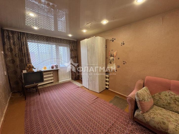 1-комн квартира Ватутина, 16
