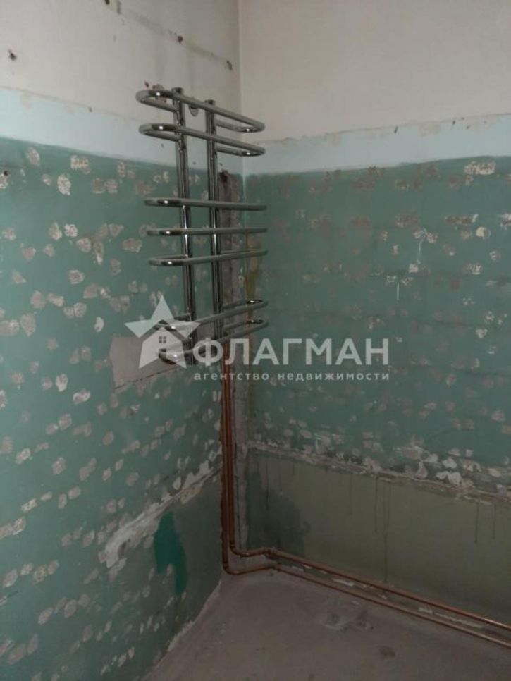 3-комн квартира Стопани, 70