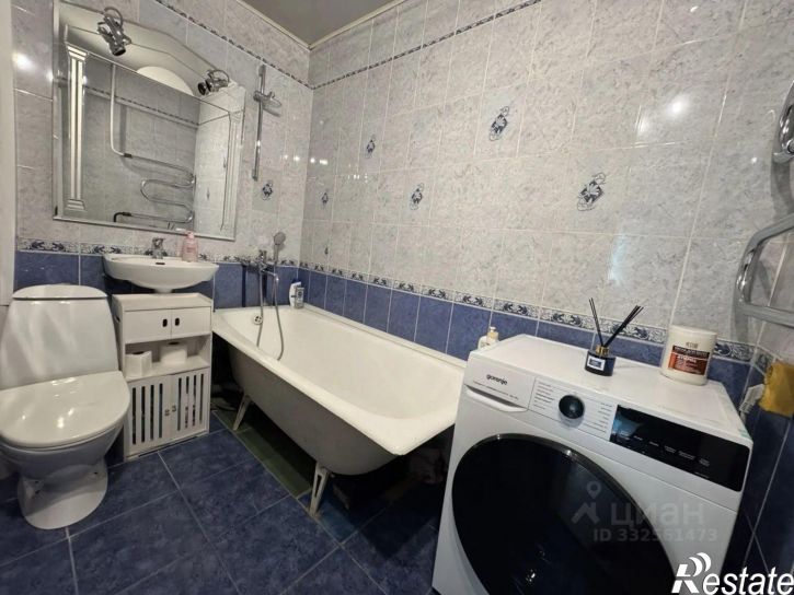 3-комн квартира пр-кт Космонавтов, 12,  д. 12