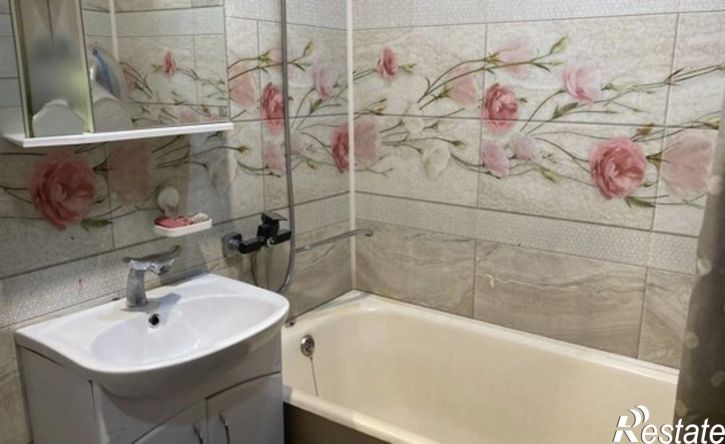 3-комн квартира пр-кт Красных партизан, 48,  д. 48