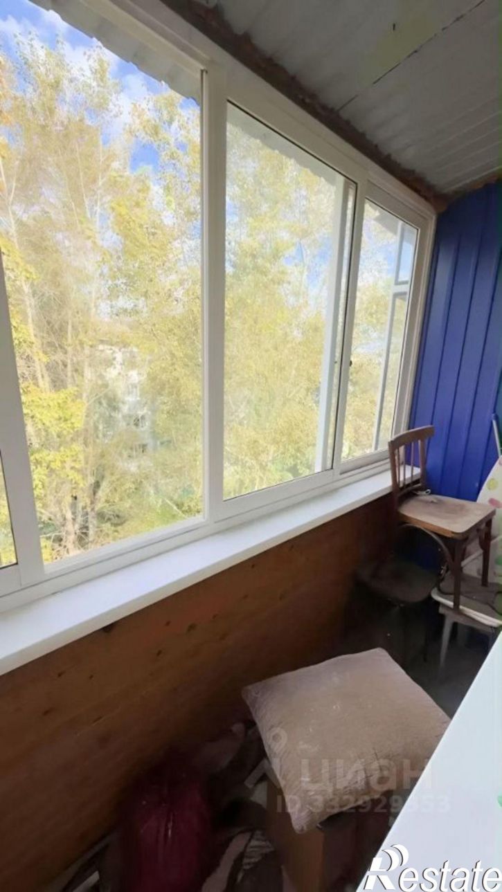 3-комн квартира пр-кт Космонавтов, 8,  д. 8