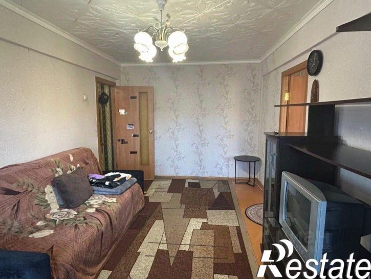 2-комн квартира Молотовая улица, 76,  д. 76