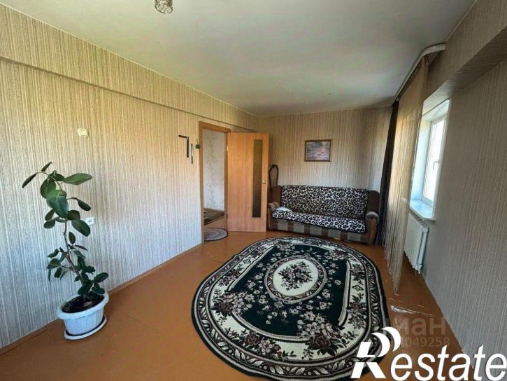 2-комн квартира Молотовая улица, 76,  д. 76
