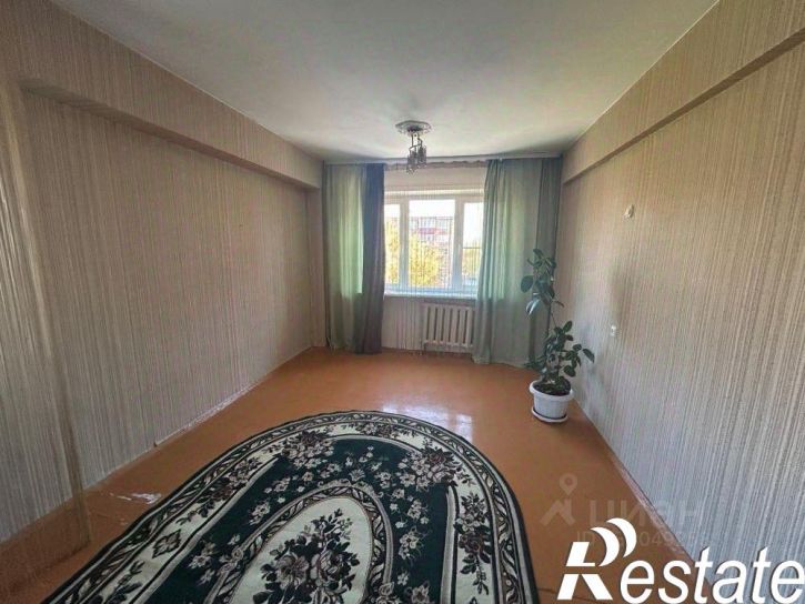 2-комн квартира Молотовая улица, 76,  д. 76